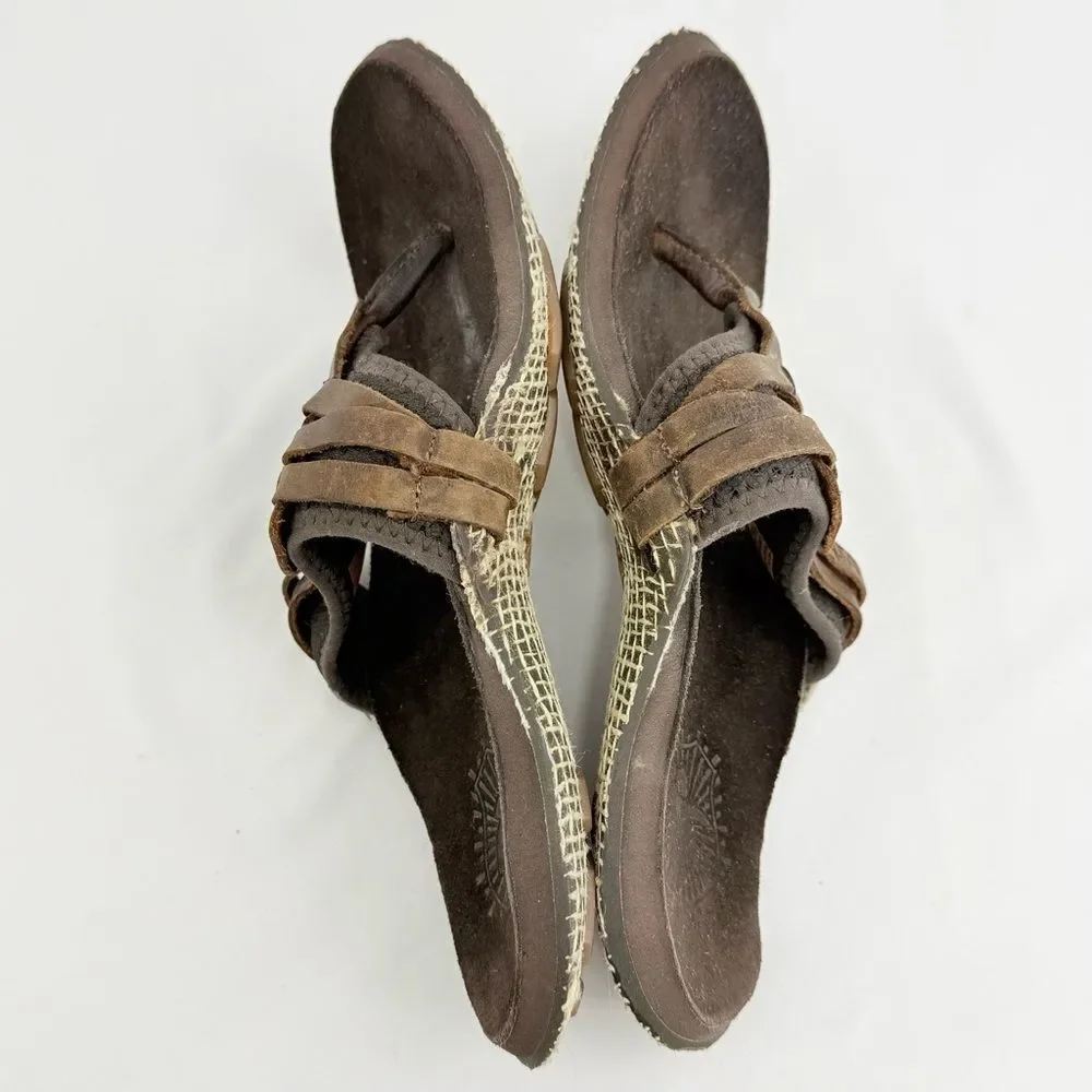 Cushe MANUKA Brown Leather Woven Upper Thong Toe Slip on Flipflop Sandals